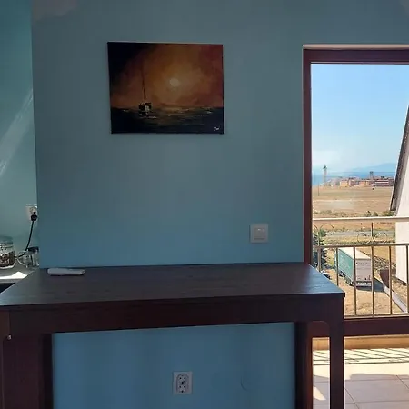 Apartment Coco Coworking & Coliving Aheloy